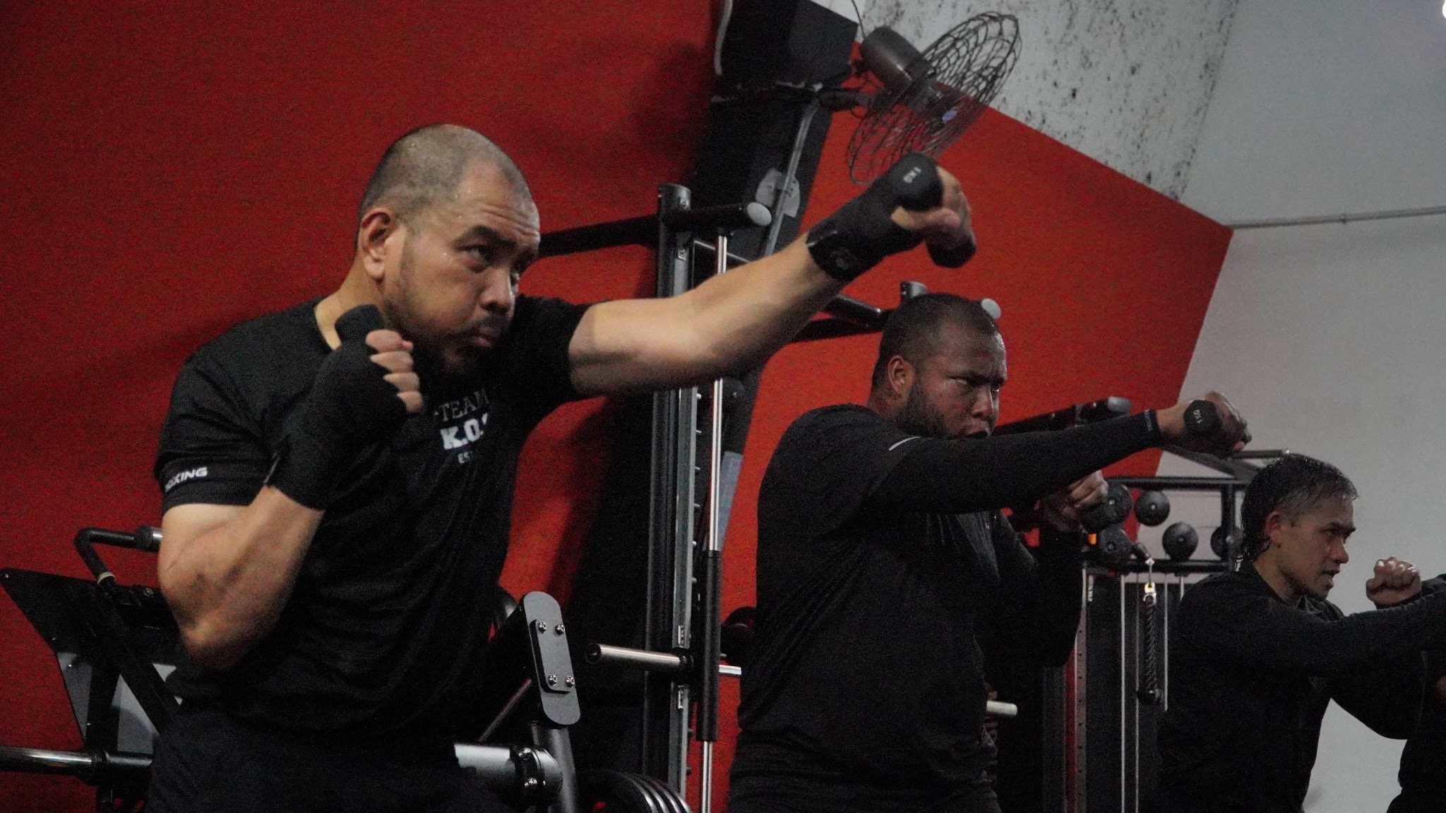 group exercise combat martial arts class boxing training